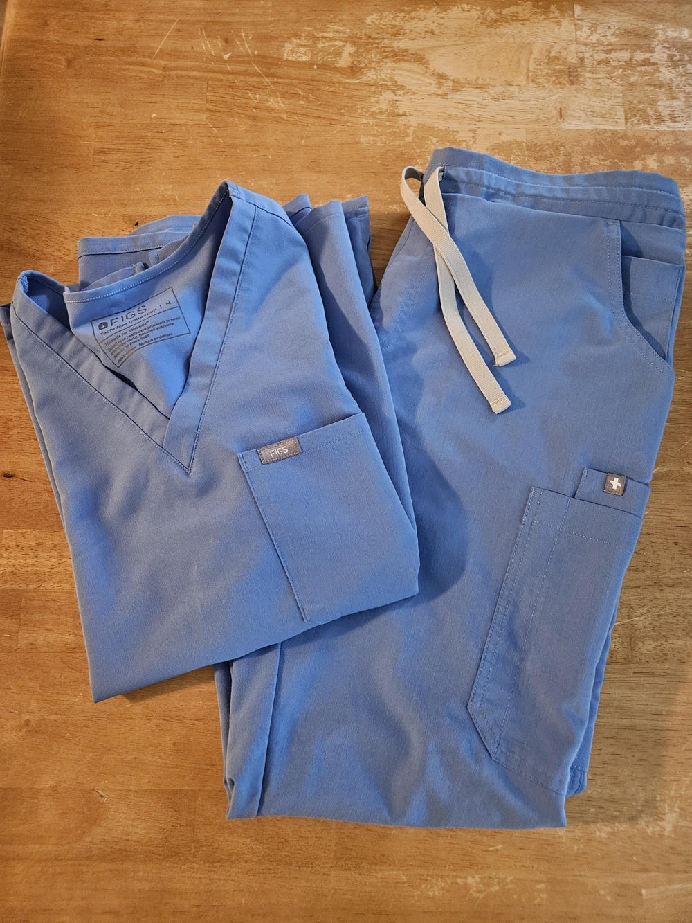 Figs Womens Ciele Blue Scrub Set Catarina 1 Pocket Top, Yola Skinny Pants Medium - Picture 2 of 3